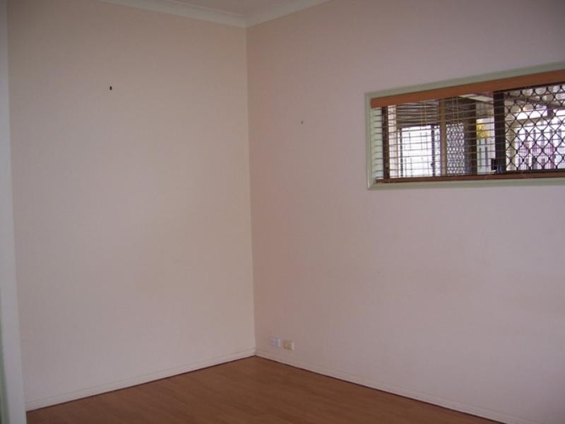 64 Tullamarine Drive, Robina QLD 4226