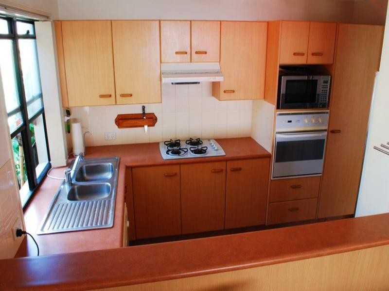 14 Coral Tree Court, Robina QLD 4226