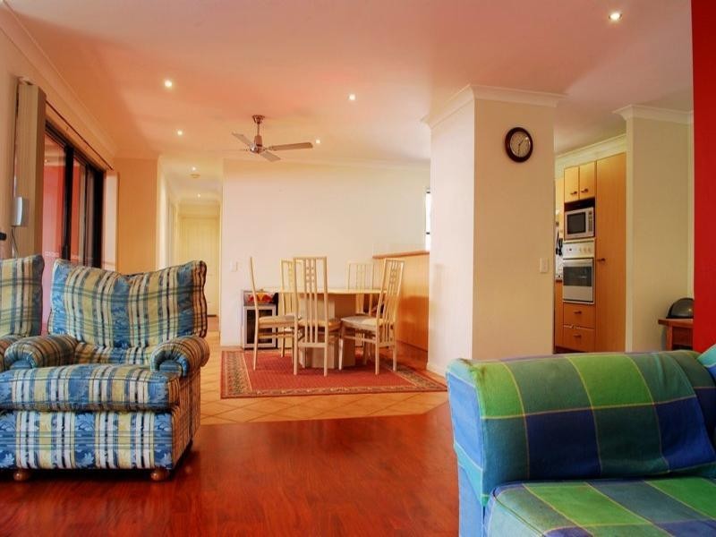 14 Coral Tree Court, Robina QLD 4226
