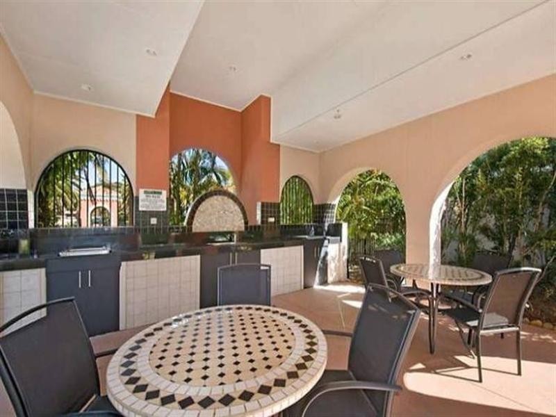 13/7 Elliott Street, Surfers Paradise QLD 4217