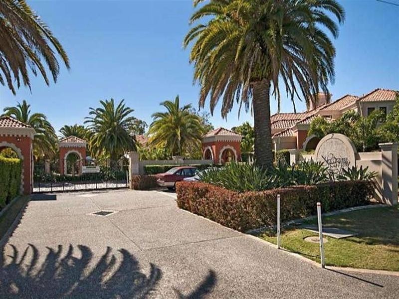 13/7 Elliott Street, Surfers Paradise QLD 4217