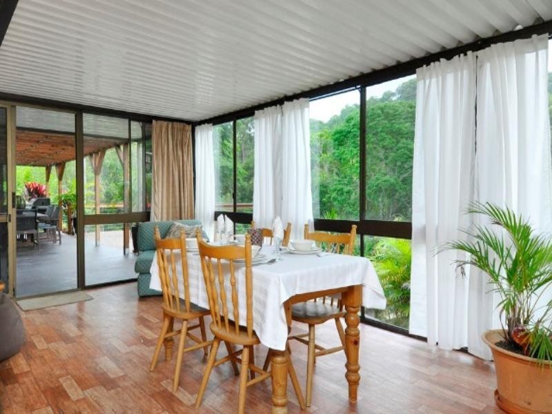 4 Coorabin Court, Tallebudgera QLD 4228