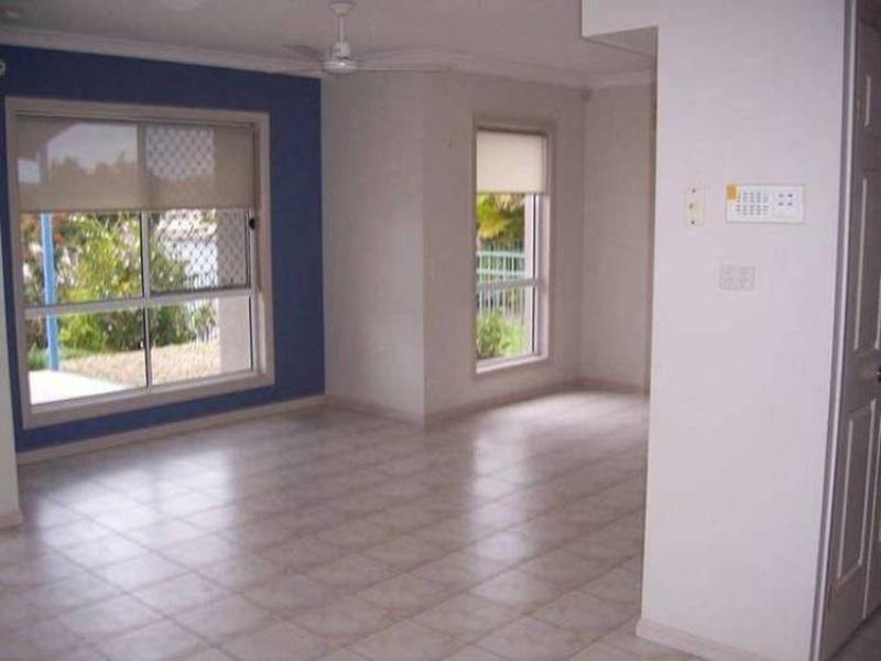 12 Massachusetts Court, Varsity Lakes QLD 4227