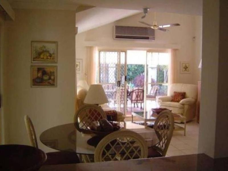 6 Templestowe Court, Robina QLD 4226