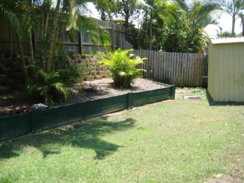 8/11 Cottesloe Drive, Robina QLD 4226