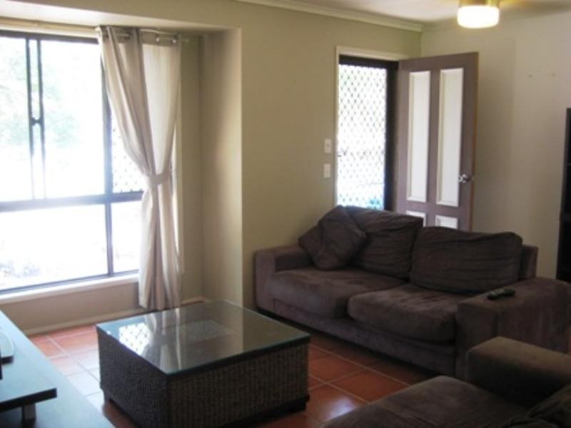 8/11 Cottesloe Drive, Robina QLD 4226