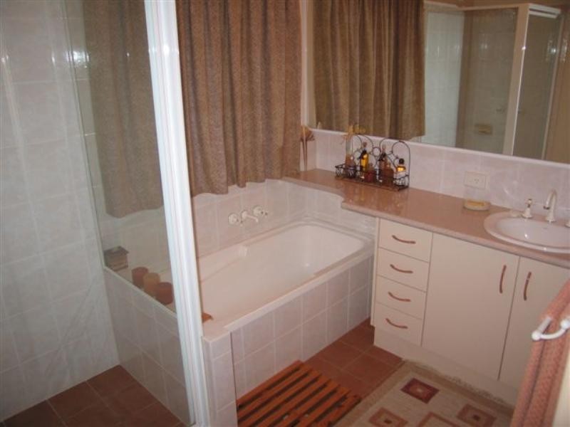 29 Dartmouth Court, Varsity Lakes QLD 4227