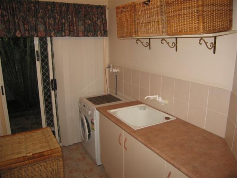 29 Dartmouth Court, Varsity Lakes QLD 4227