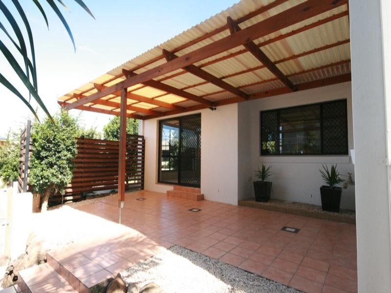 1 Tahoe Place, Varsity Lakes QLD 4227