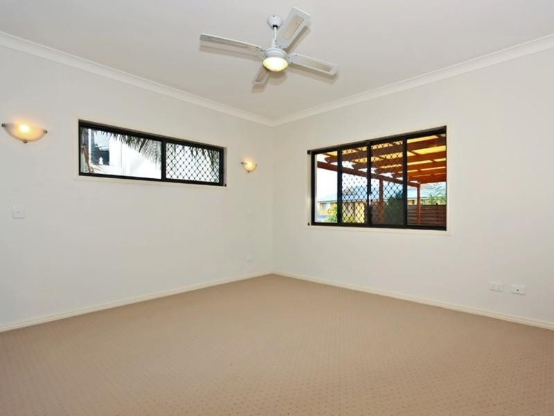 1 Tahoe Place, Varsity Lakes QLD 4227