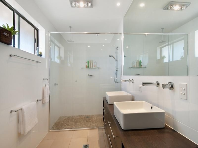 13 Port Drive, Mermaid Waters QLD 4218