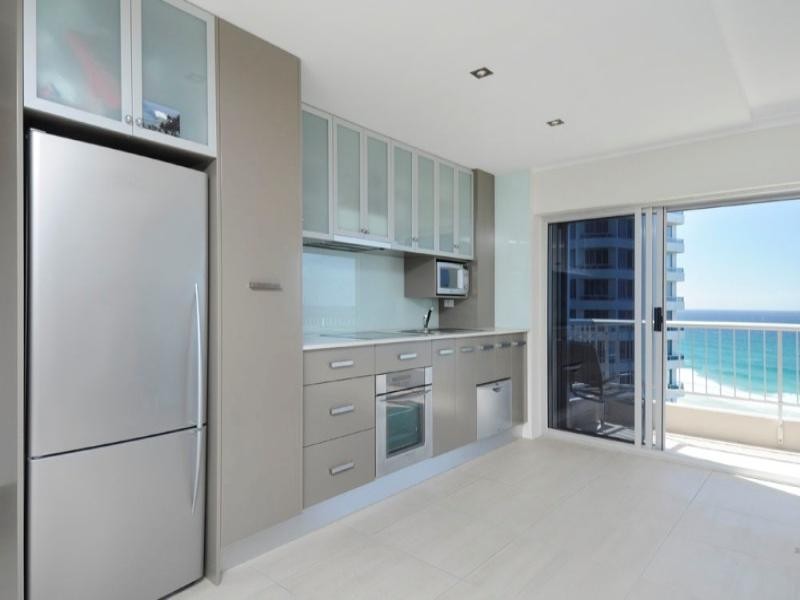 40/204 Ferny Avenue, Surfers Paradise QLD 4217