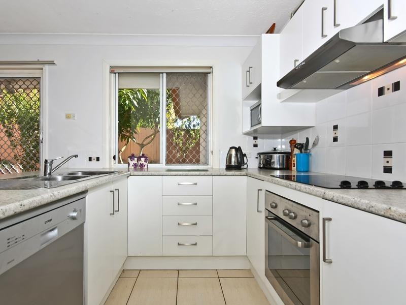 34/51 Cottesloe Drive, Robina QLD 4226