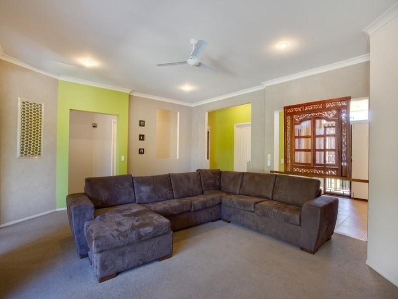 15 Montville Court, Varsity Lakes QLD 4227