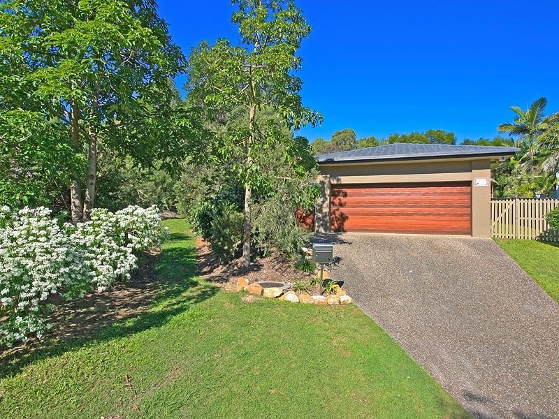 5 Sylvania Place, Robina QLD 4226