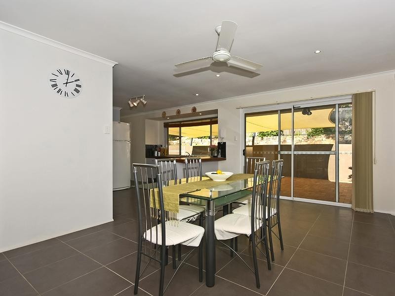 5 Sylvania Place, Robina QLD 4226