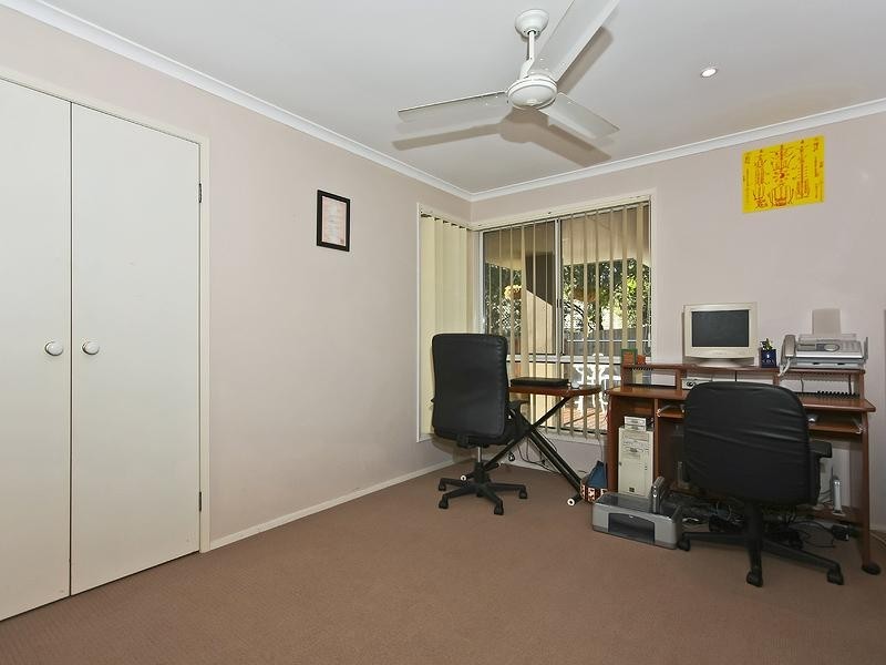 5 Sylvania Place, Robina QLD 4226