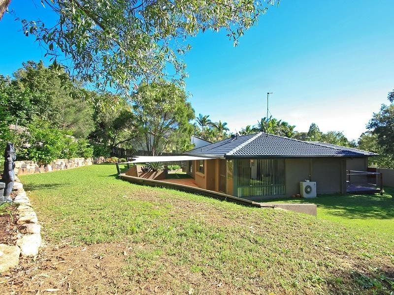 5 Sylvania Place, Robina QLD 4226