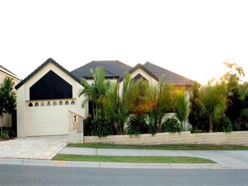 1 Bayswater Avenue, Varsity Lakes QLD 4227