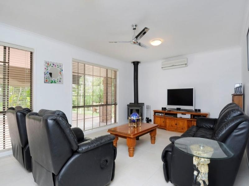 2 Fergus Court, Worongary QLD 4213