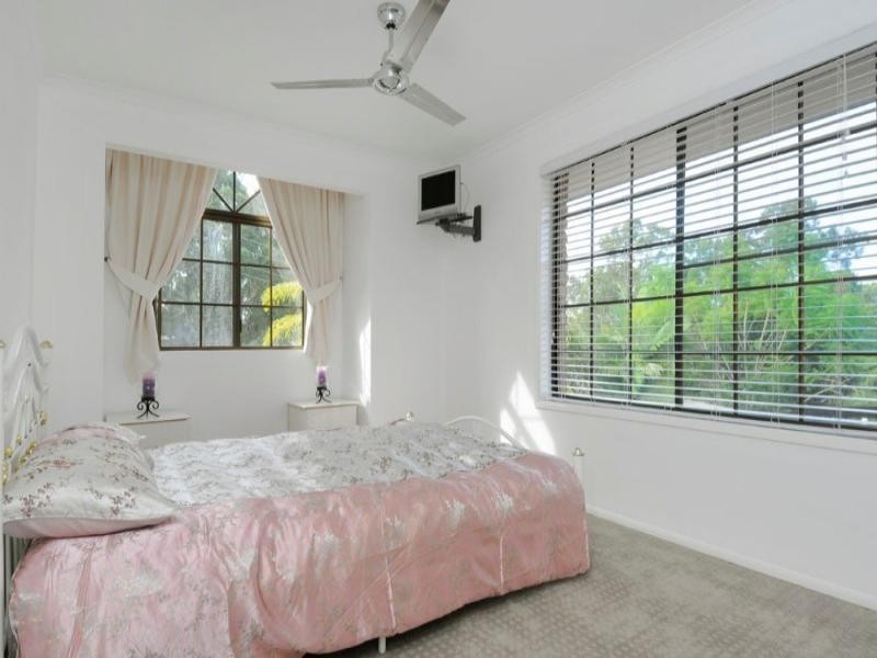 2 Fergus Court, Worongary QLD 4213