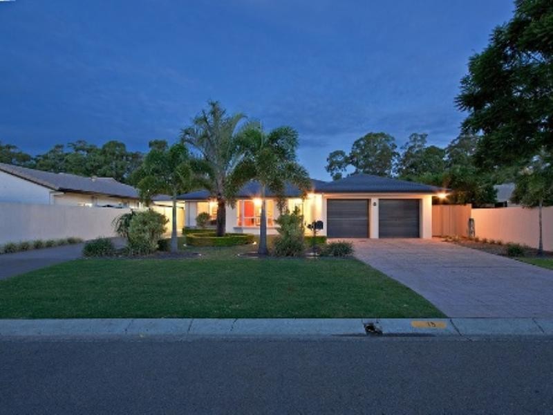 15 Camberwell Circuit, Robina QLD 4226