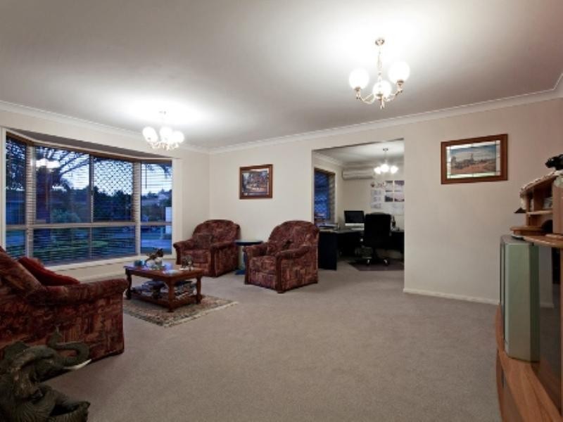 15 Camberwell Circuit, Robina QLD 4226