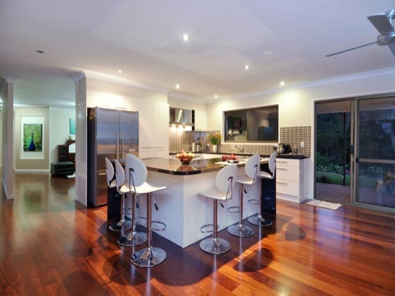 48 Kagoola Drive, Mudgeeraba QLD 4213