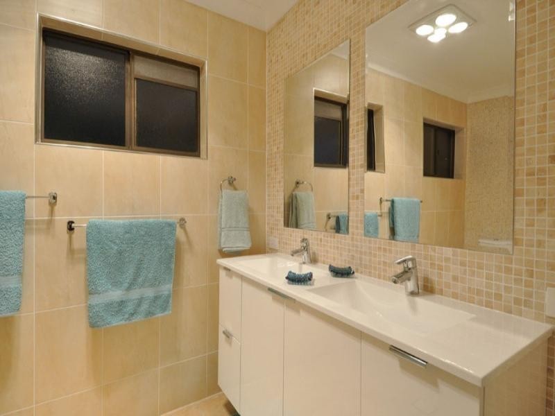 48 Kagoola Drive, Mudgeeraba QLD 4213