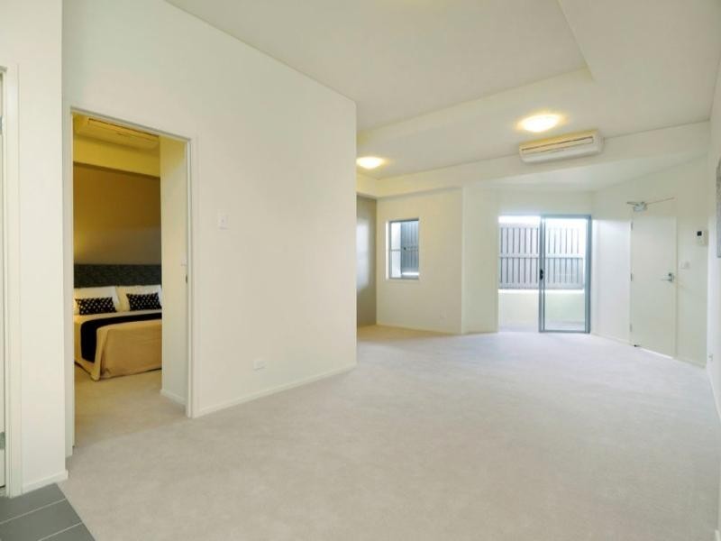 101-103/111 Lindfield Road, Helensvale QLD 4212