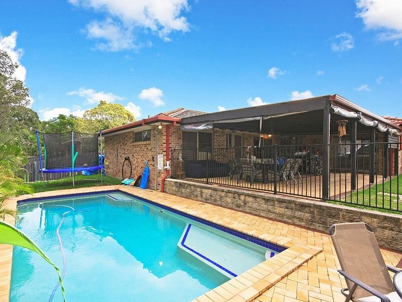 12 Parkdale Court, Robina QLD 4226