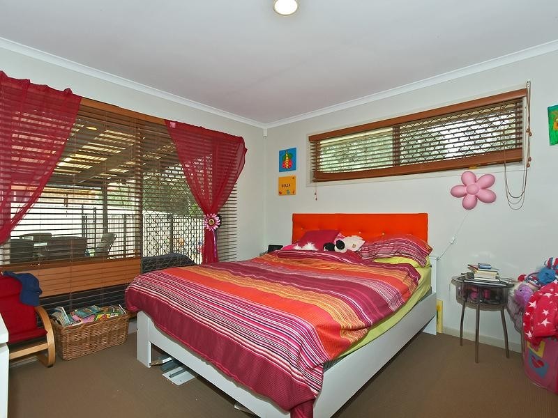 12 Parkdale Court, Robina QLD 4226