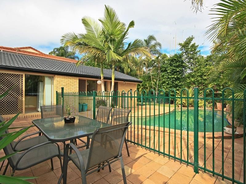 9 Millswyn Court, Carrara QLD 4211