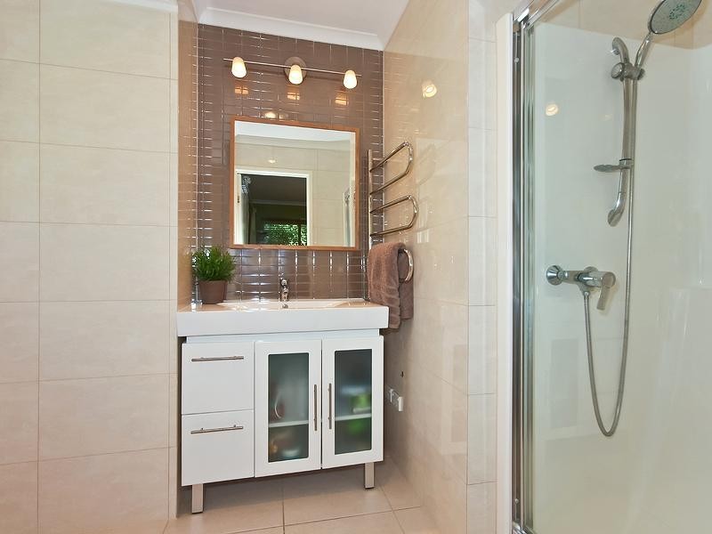 9 Millswyn Court, Carrara QLD 4211