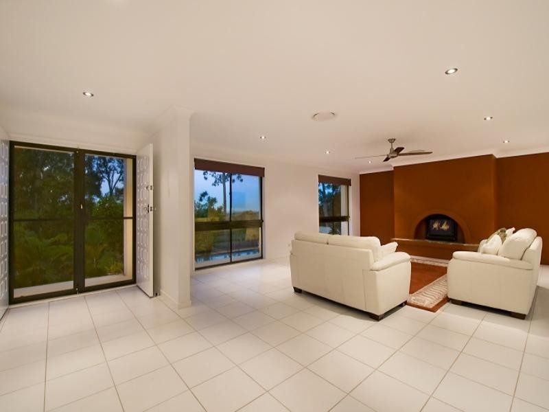 33 Bertana Drive, Mudgeeraba QLD 4213