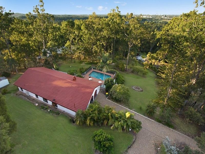 33 Bertana Drive, Mudgeeraba QLD 4213