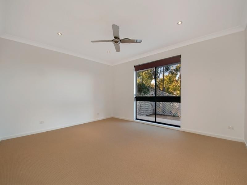 33 Bertana Drive, Mudgeeraba QLD 4213