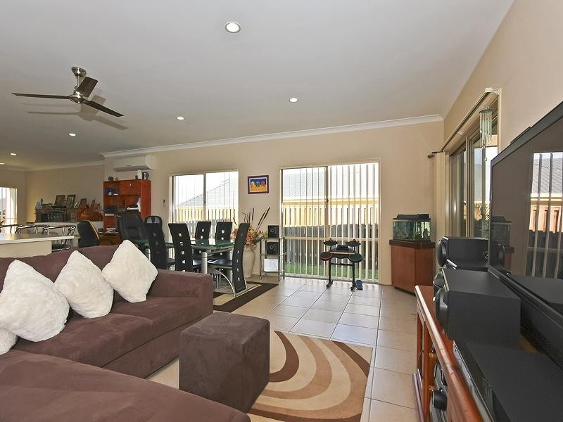 14 Success Crescent, Ormeau QLD 4208