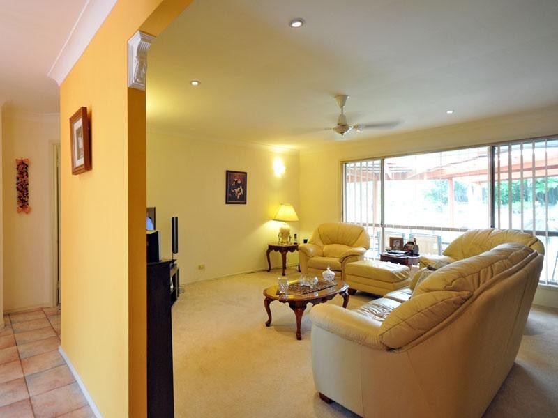 25 Outrigger Drive, Robina QLD 4226