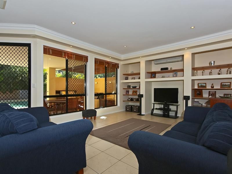 19 Mountain Ash Circuit, Robina QLD 4226