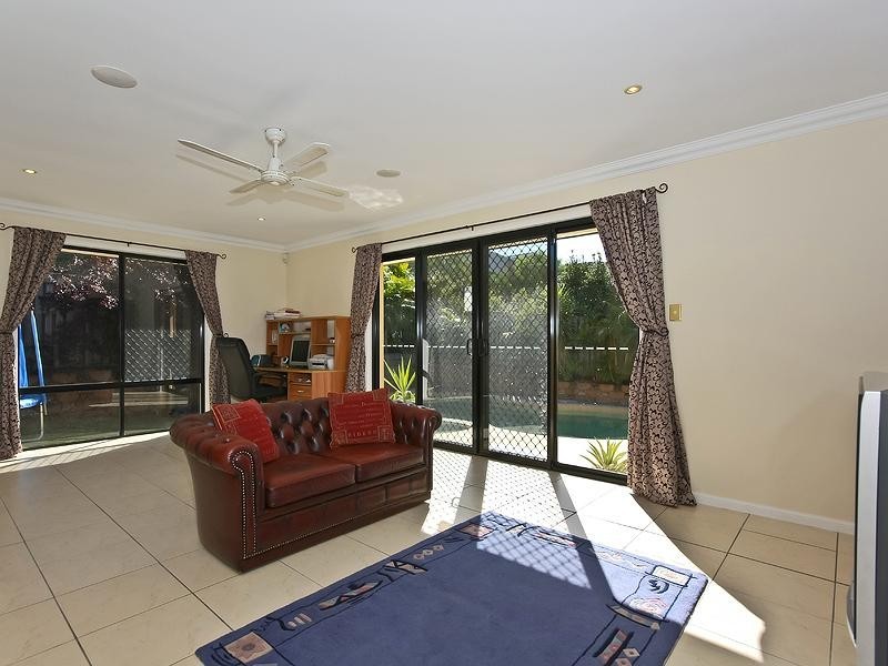 19 Mountain Ash Circuit, Robina QLD 4226