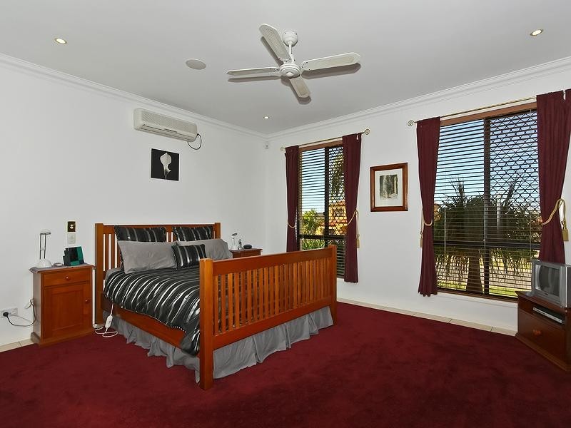 19 Mountain Ash Circuit, Robina QLD 4226