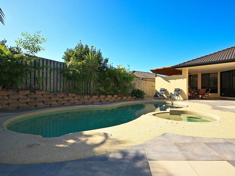 19 Mountain Ash Circuit, Robina QLD 4226