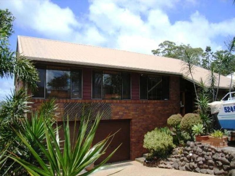 3 Broadwater Esplanade, Bilambil NSW 2486