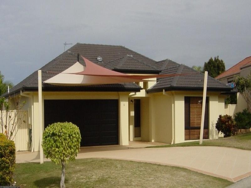 6 Belmont Drive, Varsity Lakes QLD 4227