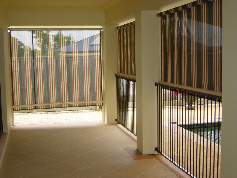 6 Belmont Drive, Varsity Lakes QLD 4227