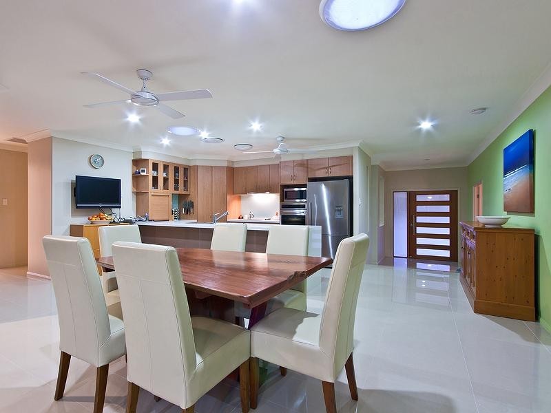 37 Callicarpa Street, Reedy Creek QLD 4227