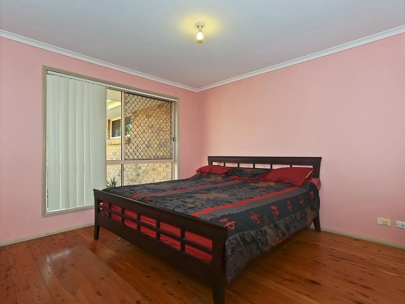 7 Southlake Drive, Varsity Lakes QLD 4227