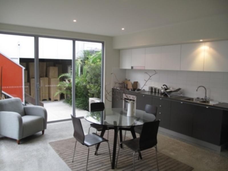 153 Varsity Parade, Varsity Lakes QLD 4227