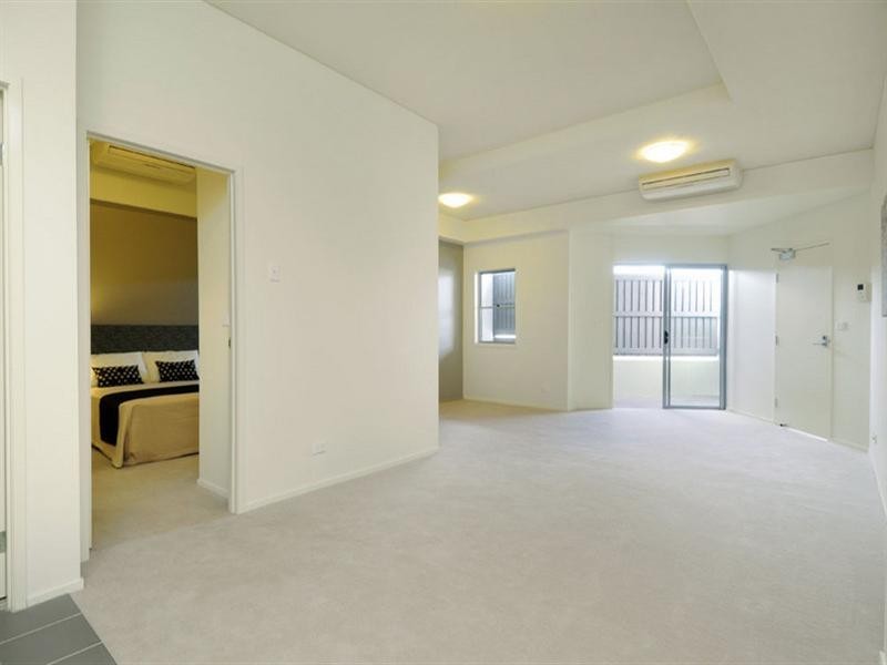 103/111 Lindfield Road, Helensvale QLD 4212